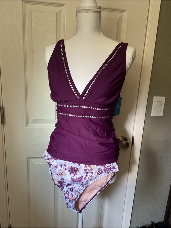 Cupshe Other - Cupshe Purple Floral Ribbed Bikini Top with Peach Lining